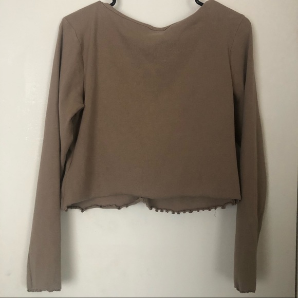 H&M button up long sleeve cropped top - Picture 2 of 3